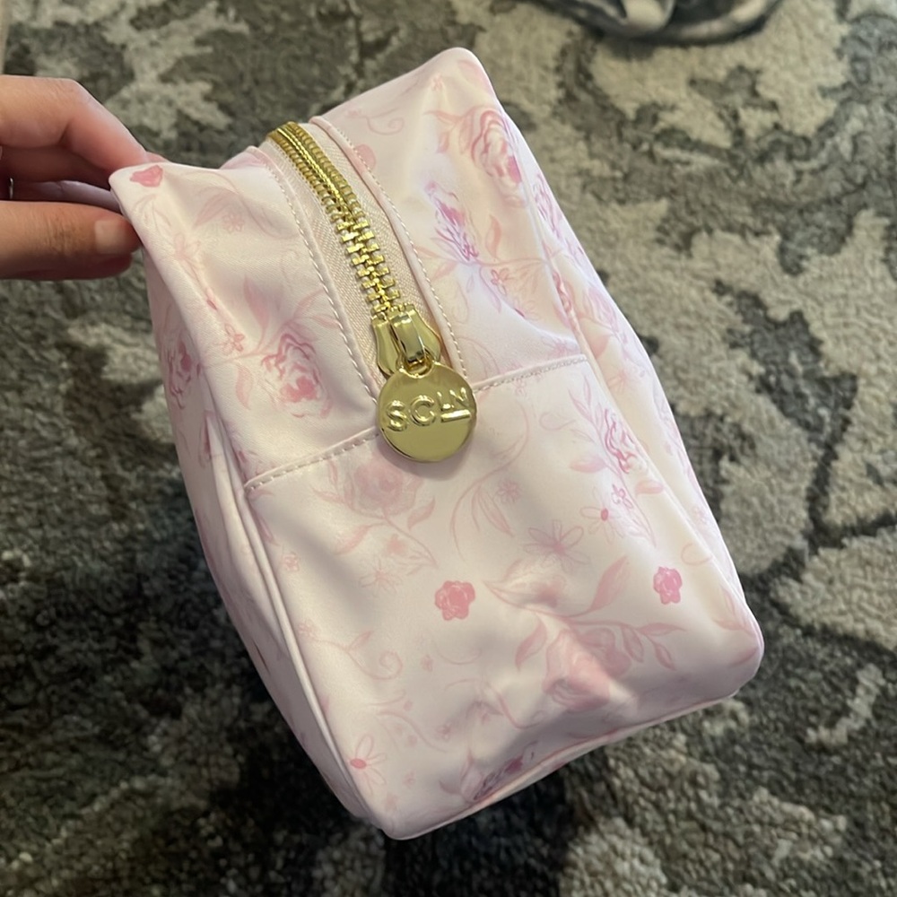 Stoney Clover Lane Floral Zip Pouch - Picture 4 of 12